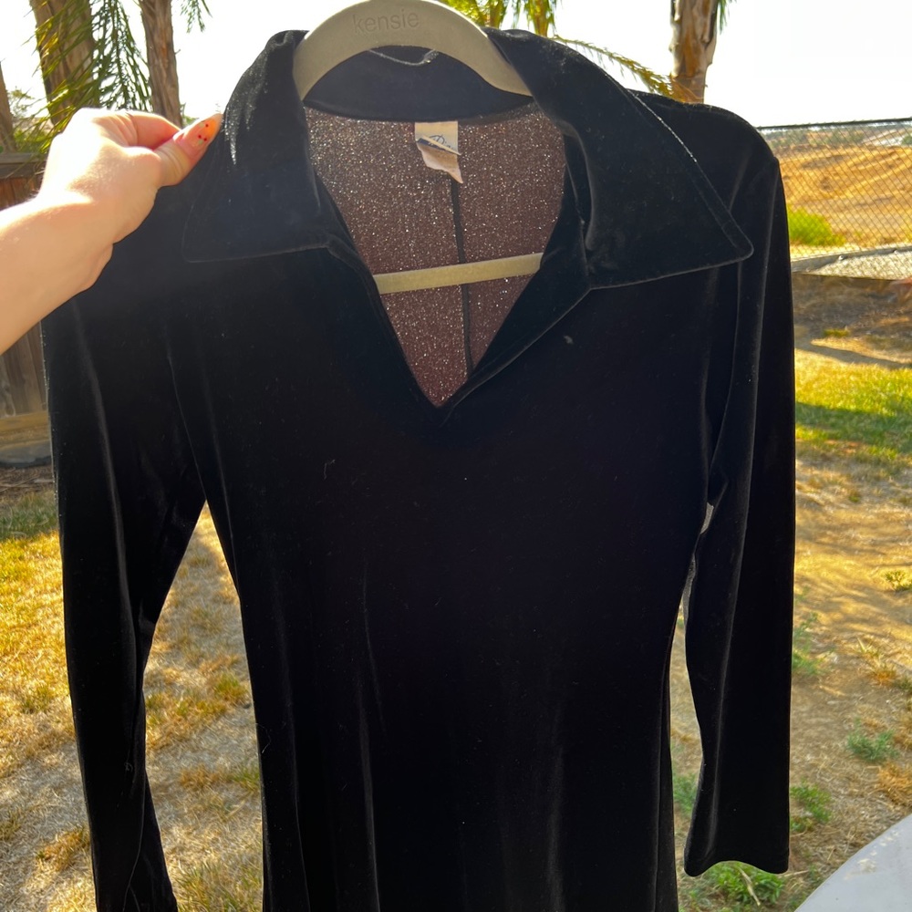 cute vintage velvet black dress